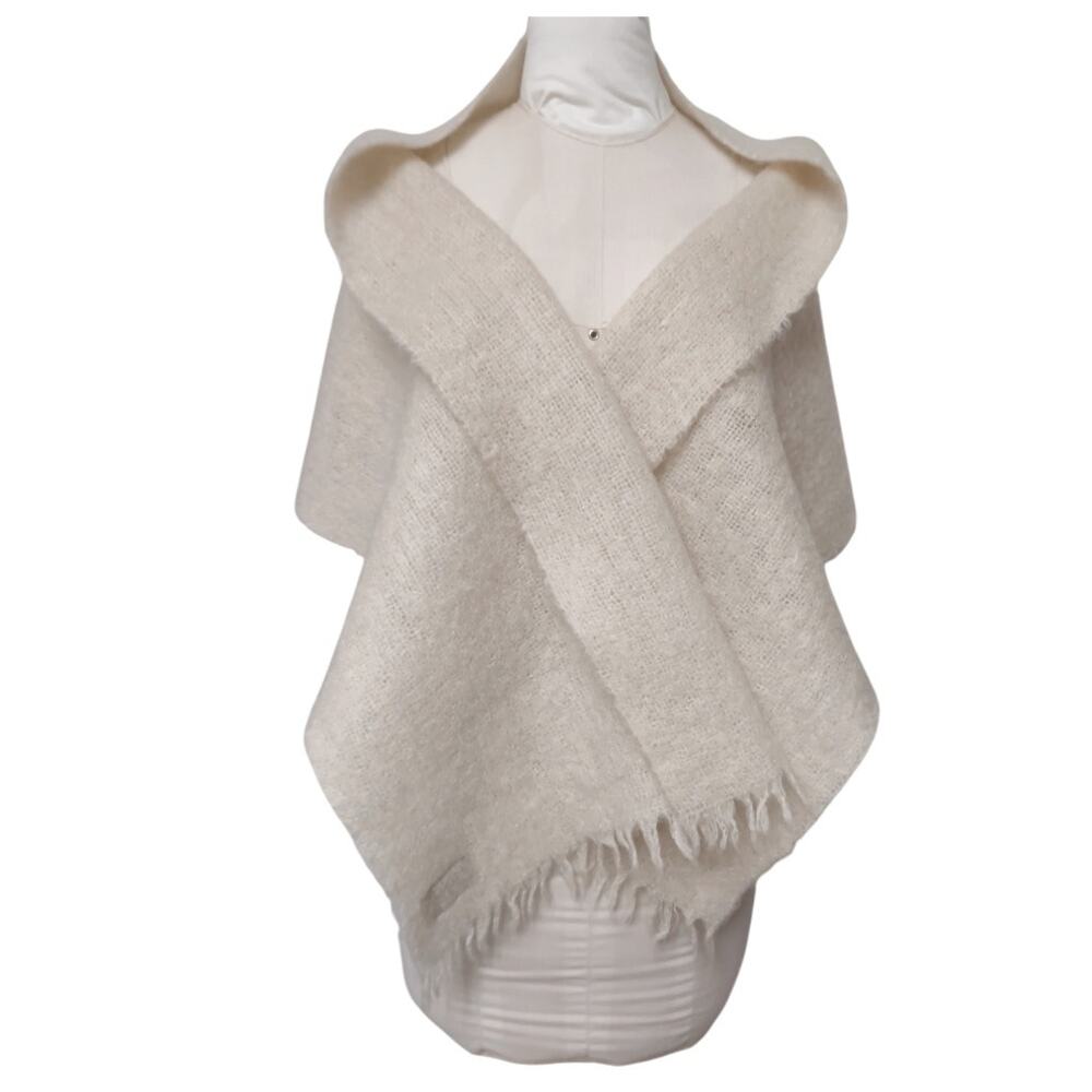 ST. MICHAEL Vintage 60's Cream Stoll Scarf Cover Up Wrap Natural Elegant Warm